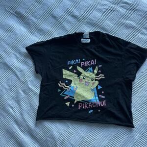 Pokémon Pikachu Graphic Crop Tee Retro 90s Style Black M